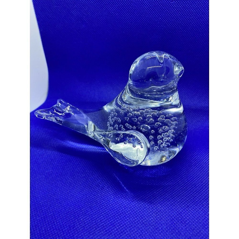 Vintage Art Handblown Glass Bird with bubbles suspended inside 4.5”
